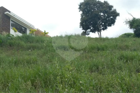 Terreno à venda no condomínio Jardim Primavera, Louveira - SP