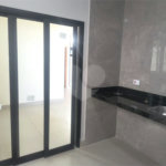casa térrea, recém construida, 3 dormitórios sendo 1 suíte, 2 vagas de garagem, piscina e espaço gourmet