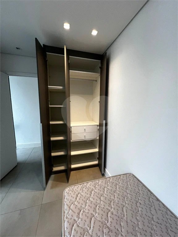Linda Cobertura Duplex para venda no Jardim Paulista com 87,45 m² decorada!