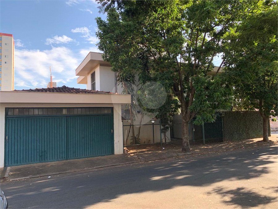 Casa Sobrado 3 dormitórios à venda Jd. Macarengo São Carlos