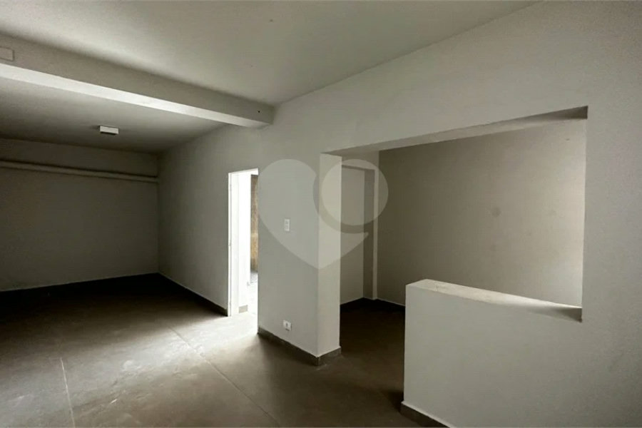 Casa Comercial disponível para venda e locação no Bairro Cidade Jardim em Piracicaba - SP.