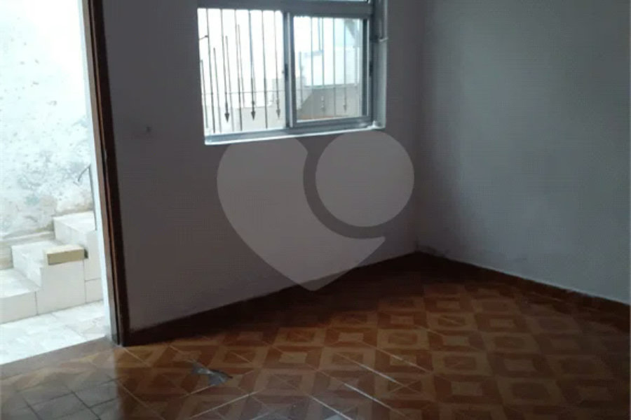CASA TERREA A VENDA EM SP PENHA