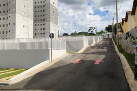 Apartamento para venda no Condomínio Residencial Parque dos Manacás