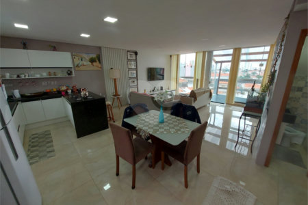 Sobrado Novo e Espaçoso na Mooca – 2 Imóveis no Mesmo Terreno!