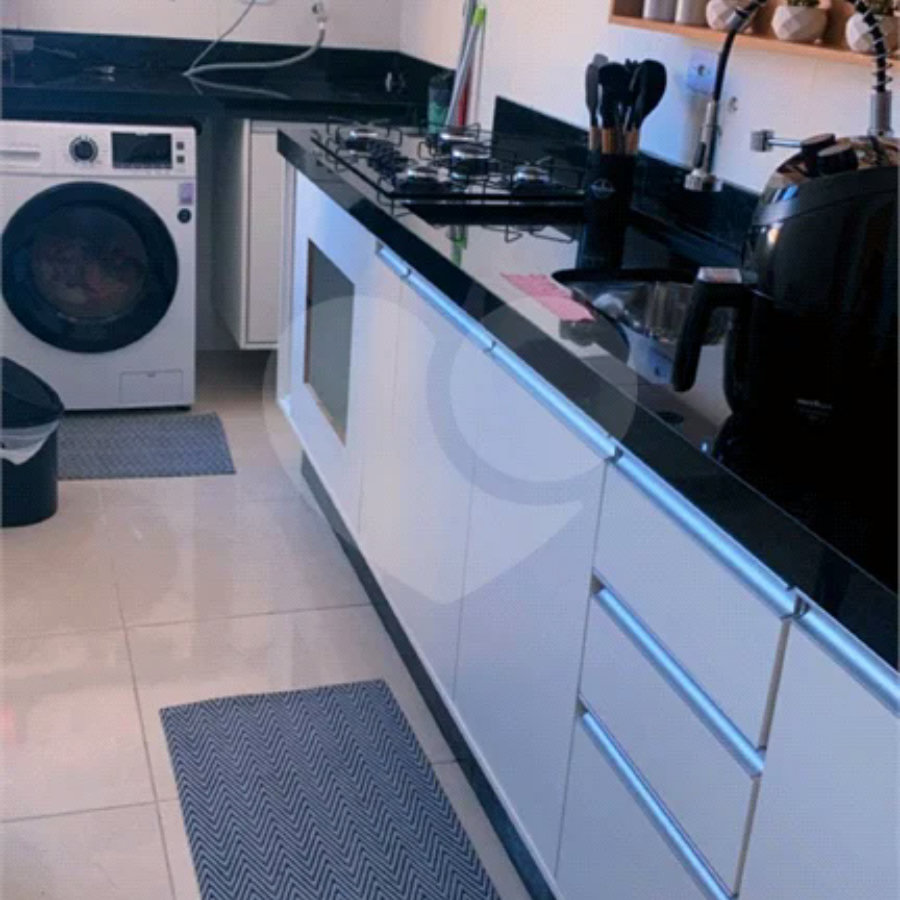 Apartamento de 2 quartos, mobiliado, à venda no bairro de Arthur Alvim