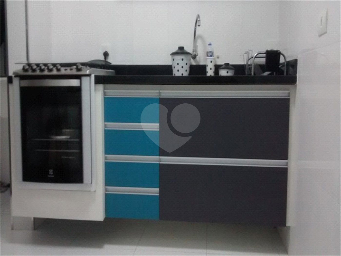 Apartamento 02 dormitórios à venda na Vila Mariana.