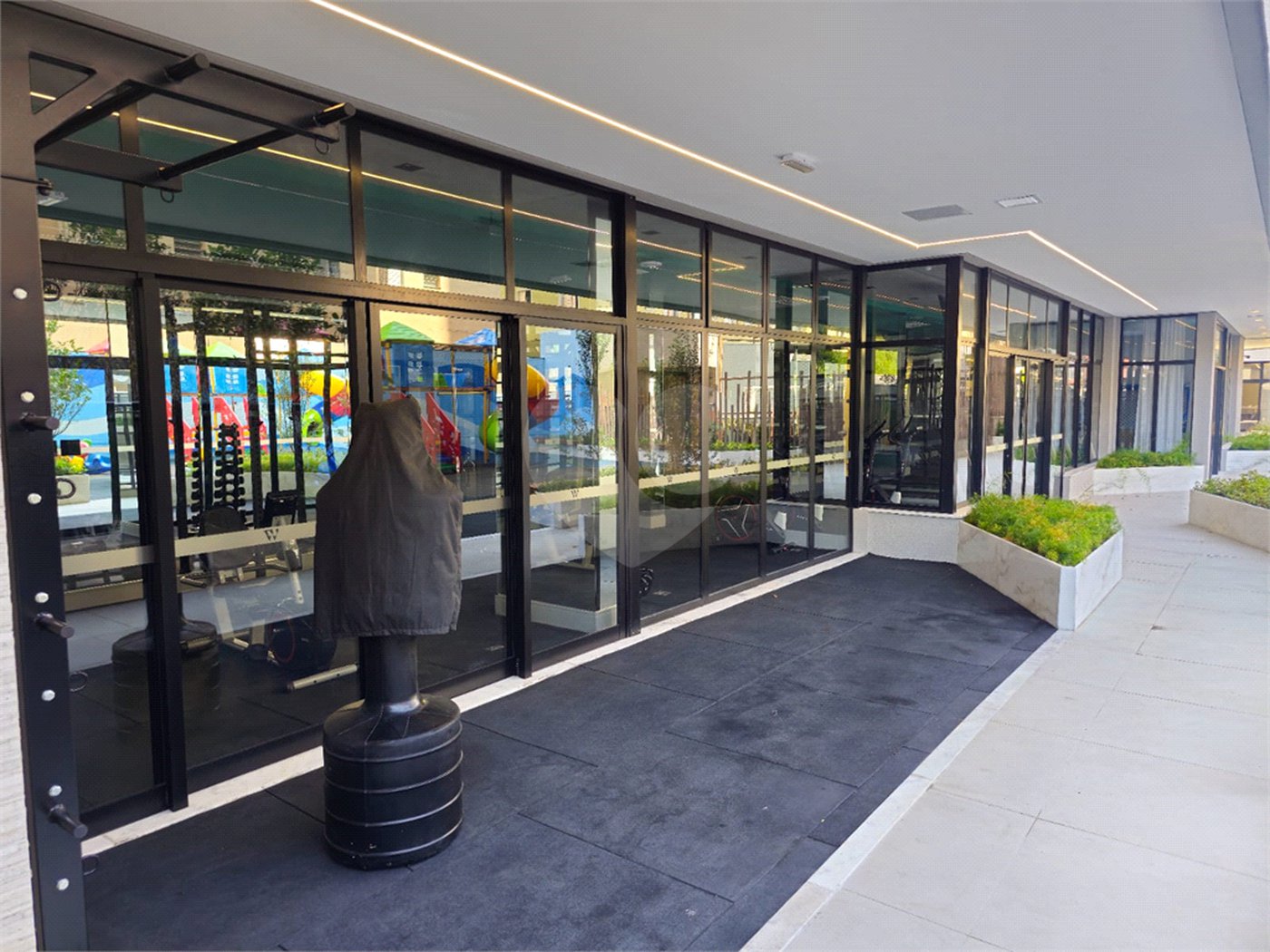 Viva o Alto Padrão no Wonder Cidade Jardim – Penthouse Exclusiva com SPA Privativo