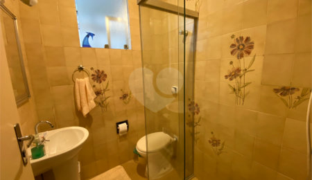 Apartamento à venda com 3 quartos, sendo 1 suíte,  em Mooca, São Paulo, SP