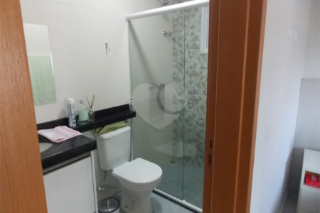 Confortável apartamento no Jardim Floresta em Aibaia sp