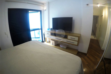 Apartamento 215m² no Anália Franco - 3 suítes