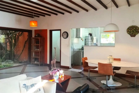 Casa à venda com 3 suítes no condomínio Vale da Santa Fé, Vinhedo - SP