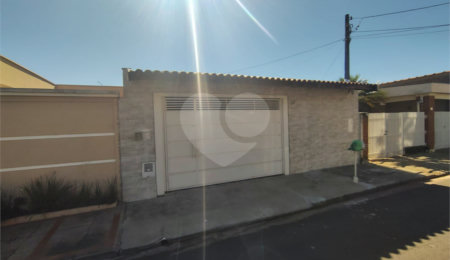 Casa à venda com 3 quartos em Parque Residencial Maria Stella Faga, São Carlos, SP