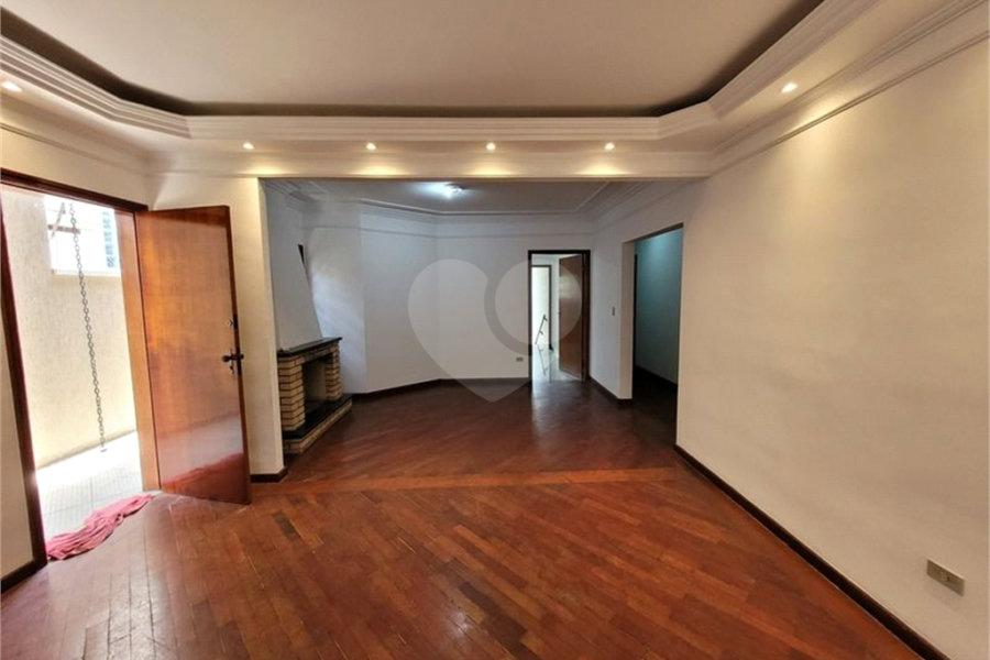 Casa térrea assobradada