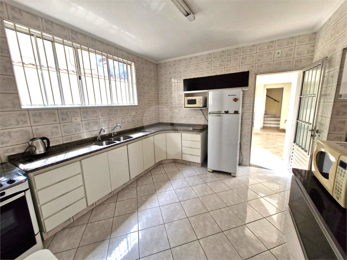 Casa à venda com 3 quartos, sendo 1 suíte, em Granja Julieta, São Paulo, SP