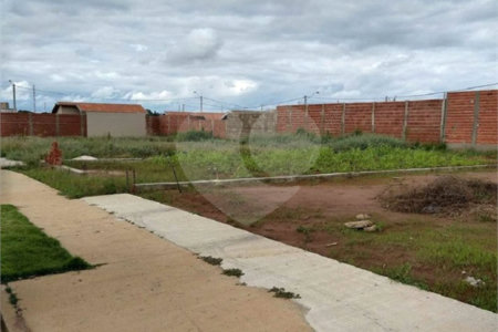 Terreno com 176,00 m² .