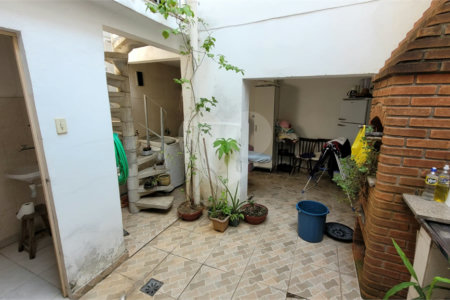 Sobrado a venda em Santo Amaro com 03 quartos e 01 vaga