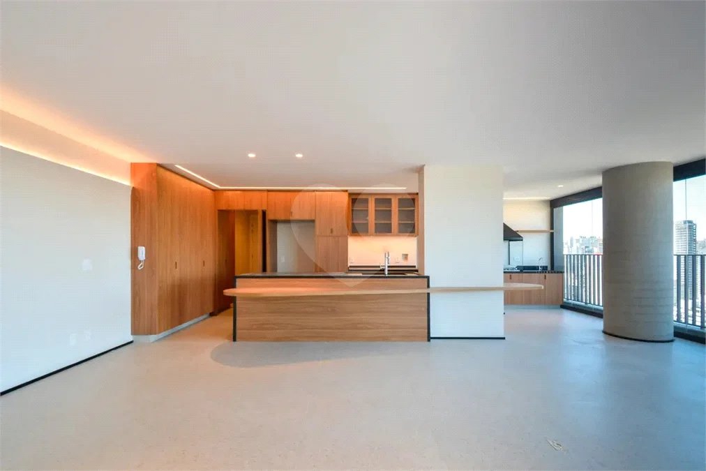 Apartamento para venda e locação em Pinheiros com 3 quartos, sendo 3 suítes, 178m²