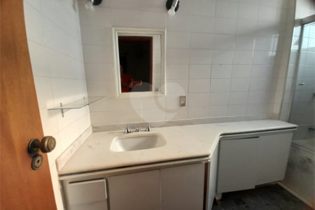 Apartamento à Venda no Edifício João Malagutti – 3 Dormitórios, 132m², Vista Maravilhosa!
