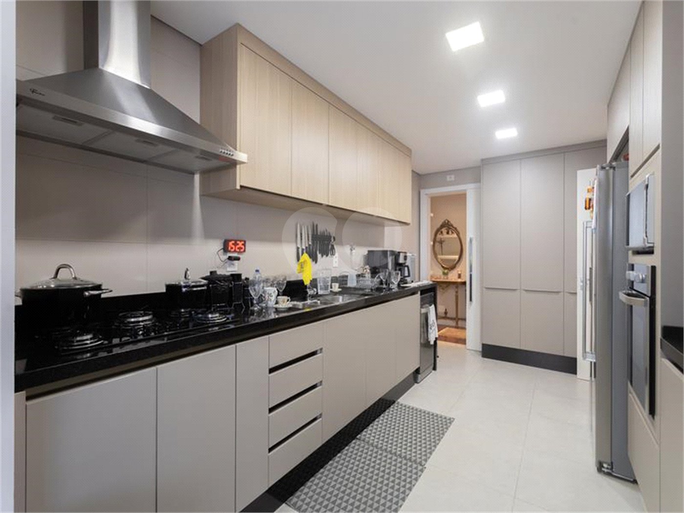 Apartamento a venda nos Jardins 262 m2, 3 suites e 3 vagas