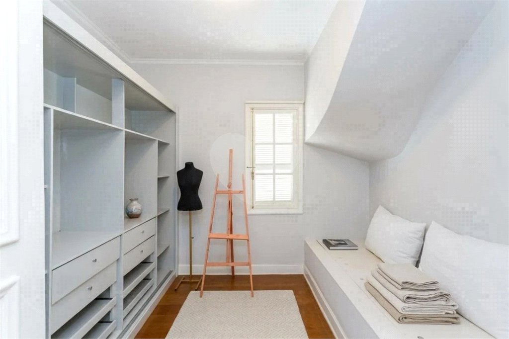 Cobertura Duplex no Jardim America com 578m² com 4 Suítes e elevador