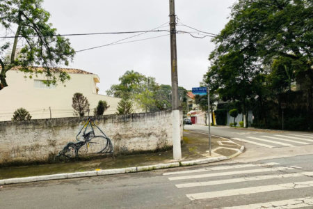 Terreno em Campo Belo