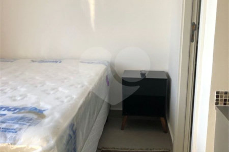 Apartamento Studio para locação no Brás de 19 metros quadrados mobiliado.