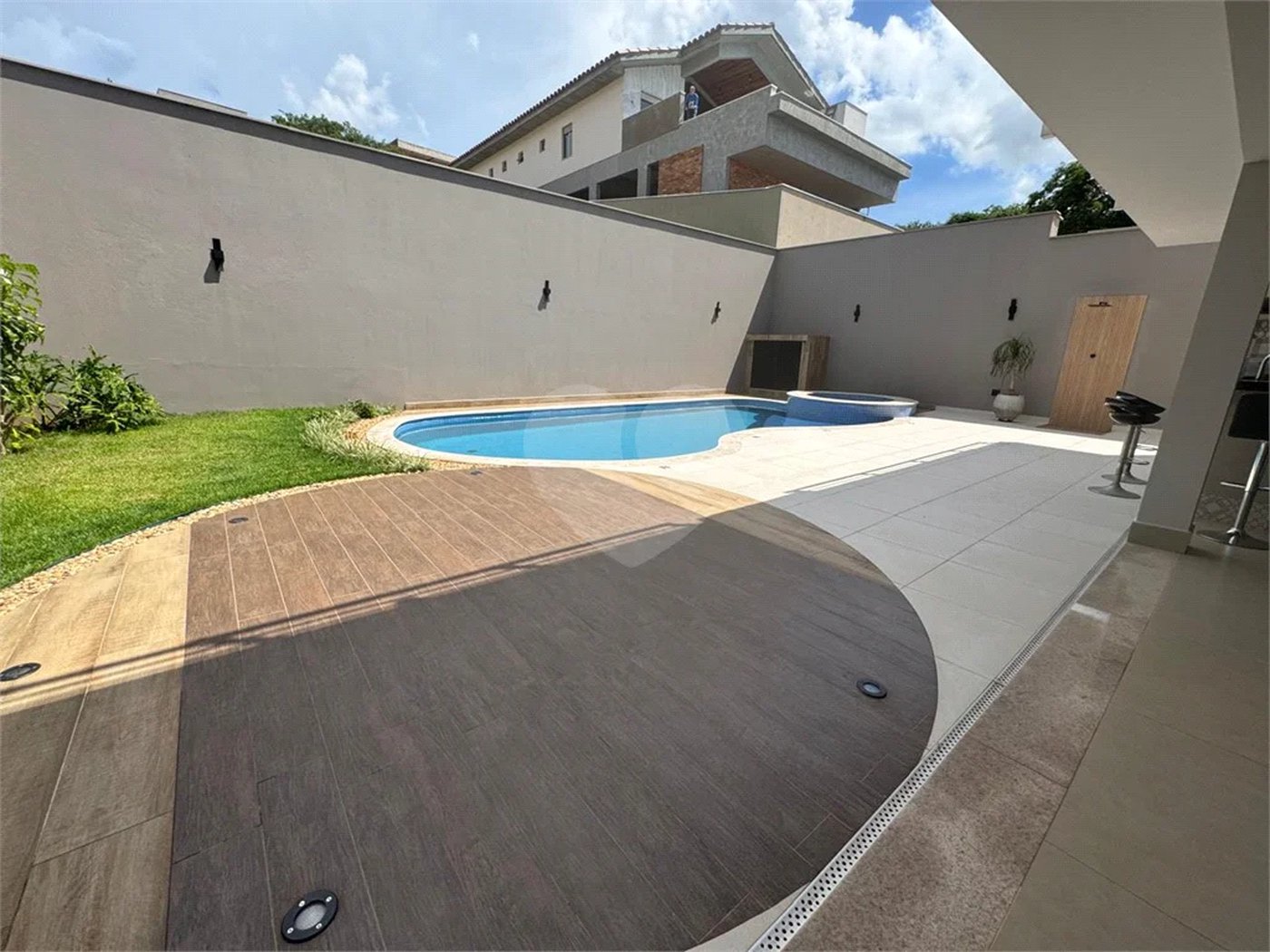 Casa de alto padrão à venda no Morada do Engenho em Piracicaba - SP.