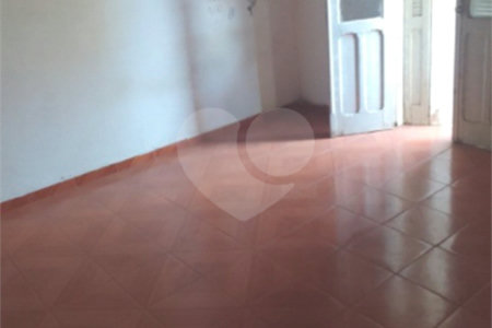 Casa na Vila Madalena com 240 metros quadrados de terreno