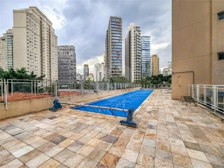 Apartamento para venda em Vila Uberabinha com 2 quartos, sendo 1 suíte, 79m²