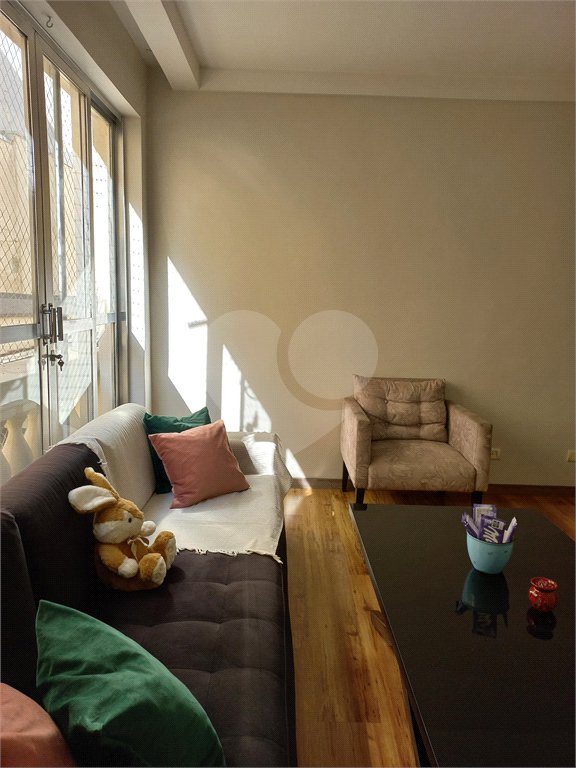 Apartamento com 88m², 3 dormitórios e 2 suítes próximo ao Parque do Ibirapuera e Metrô Ana Rosa.