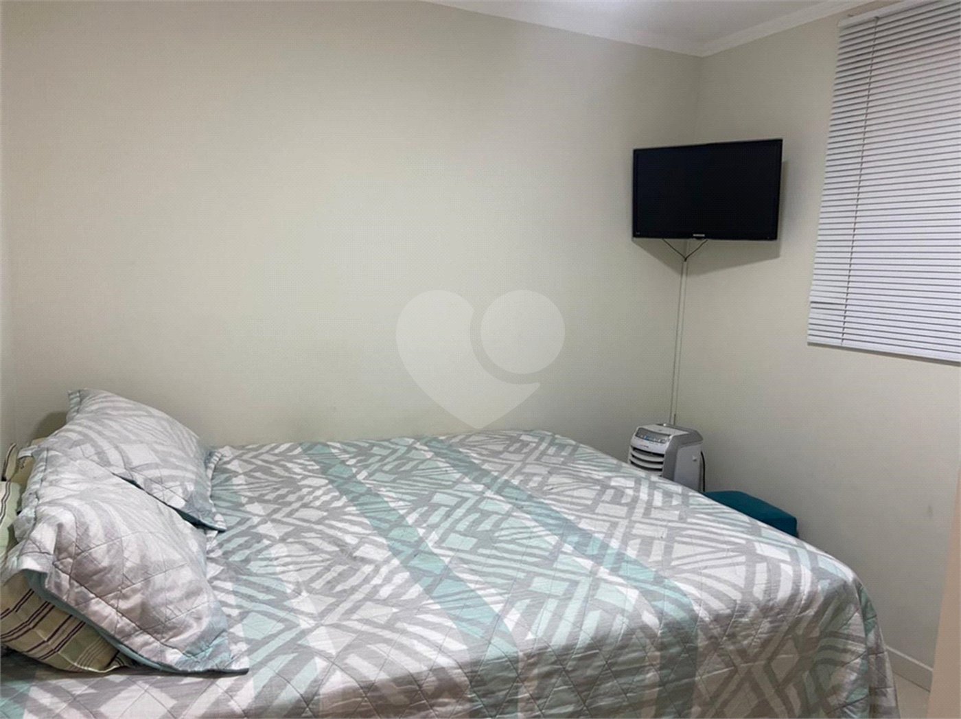 Apartamento no Condomínio Monte Olimpo.