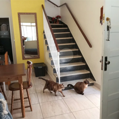 Terreno á venda com 2 casas na Vila Rosália, Guarulhos, SP.