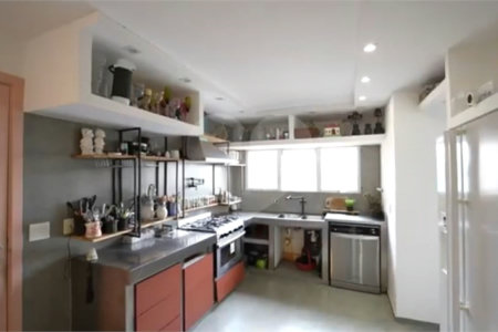A venda Apartamento Garden à venda no Ipiranga 4 dormitórios 3 suítes 2 vagas.
