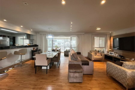 Apartamento á venda com 200m² - Bosque da Saúde