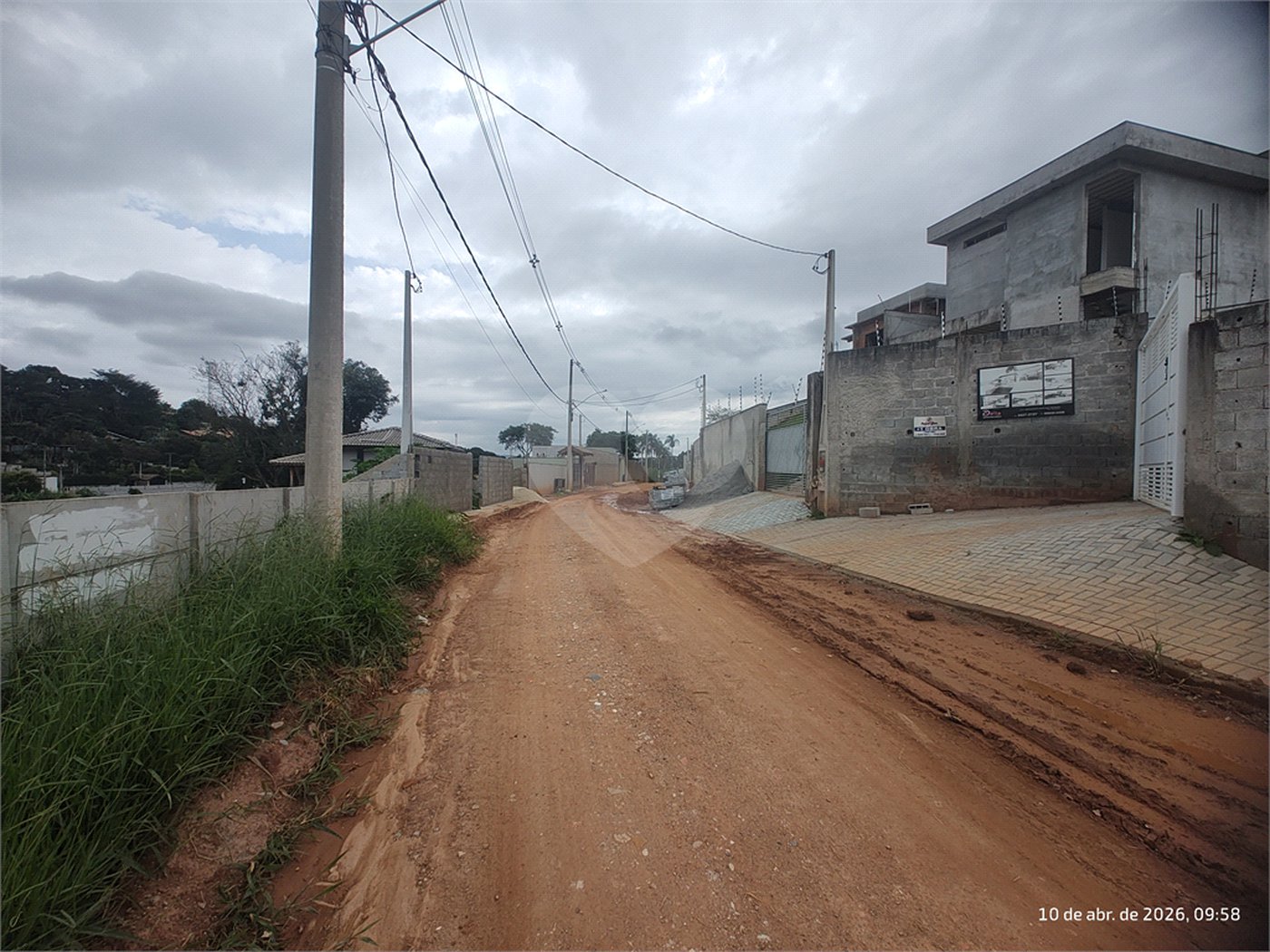 TERRENO EM ATIBAIA 970 M², COM PROJETO APROVADO, PRONTO PARA CONSTRUIR