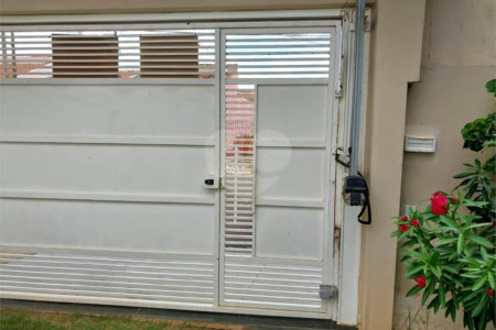 Casa sobrado para venda no Residencial Itamarati