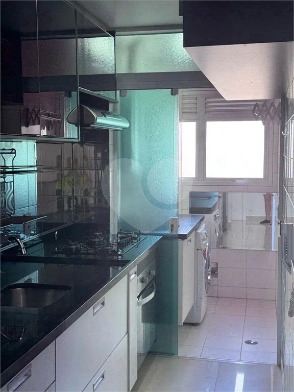 O Seu Apartamento Exclusivo: 74 m² Reformados ao Lado do Ibirapuera!