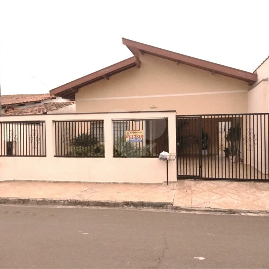 Casa à venda com 2 quartos, sendo 1 suíte, em Loteamento Remanso Campineiro, Hortolândia - SP