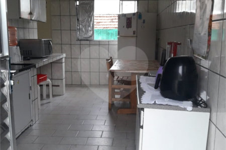 Terreno à venda de 251m² na Chácara Inglesa