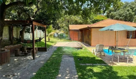 Casa à venda com 3 quartos, sendo 1 suíte,  no condomínio Fazenda São Joaquim, Vinhedo - SP