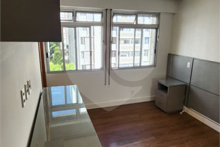 Apartamento no Condomínio Edifício Manaus em Ribeirão Preto para Venda