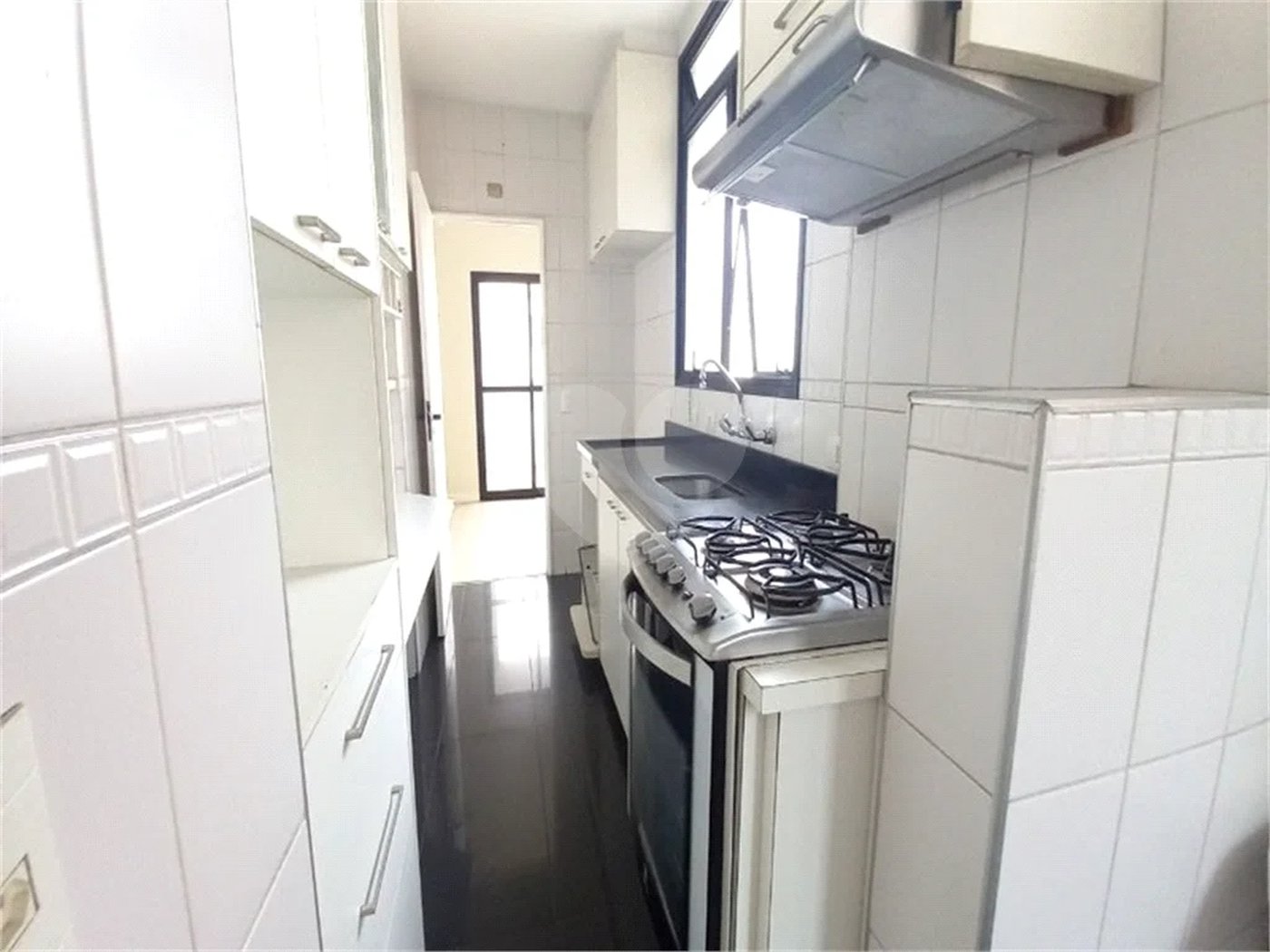 Excelente apartamento, 3 quartos e 2 vagas, para venda na Aclimação!