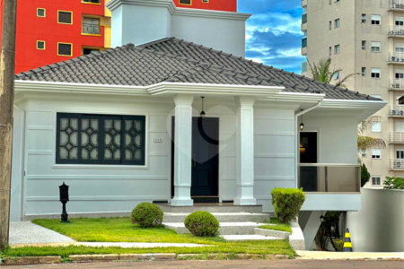 Casa a venda no Parque Faber Castell I
