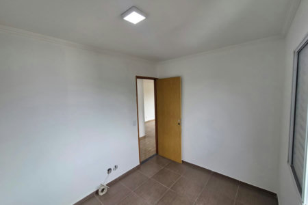 Apartamento à venda com 2 quartos em Jardim Ísis, Cotia - SP