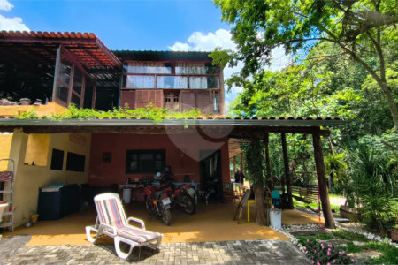 Locação de barracões para Armazenamento" área total de 6000mts - Bairro Abadia - Louveira SP