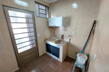 Casa térrea venda ou locação no bairro Chácara Parque Club
