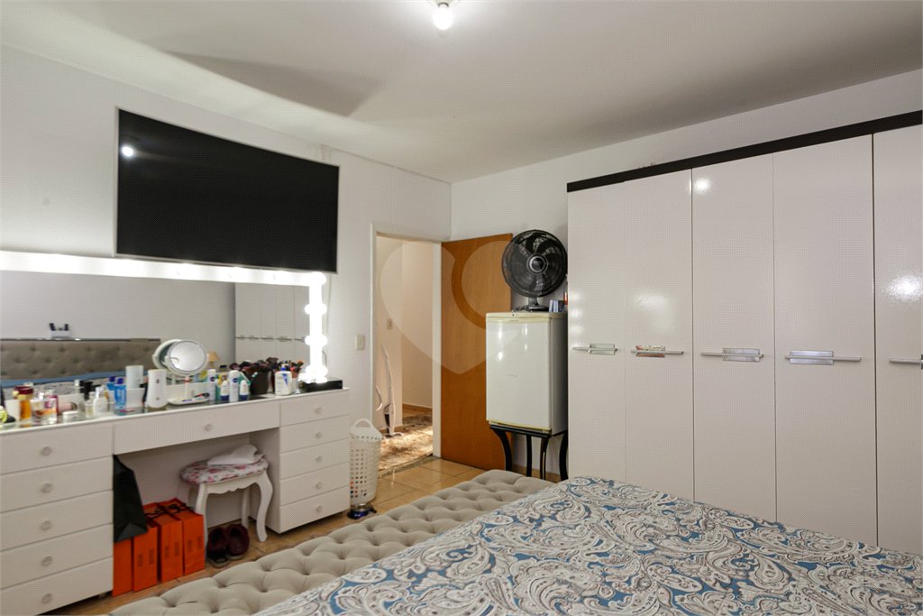 Casa à venda com 4 quartos, sendo 2 suítes, em Brooklin, São Paulo, SP