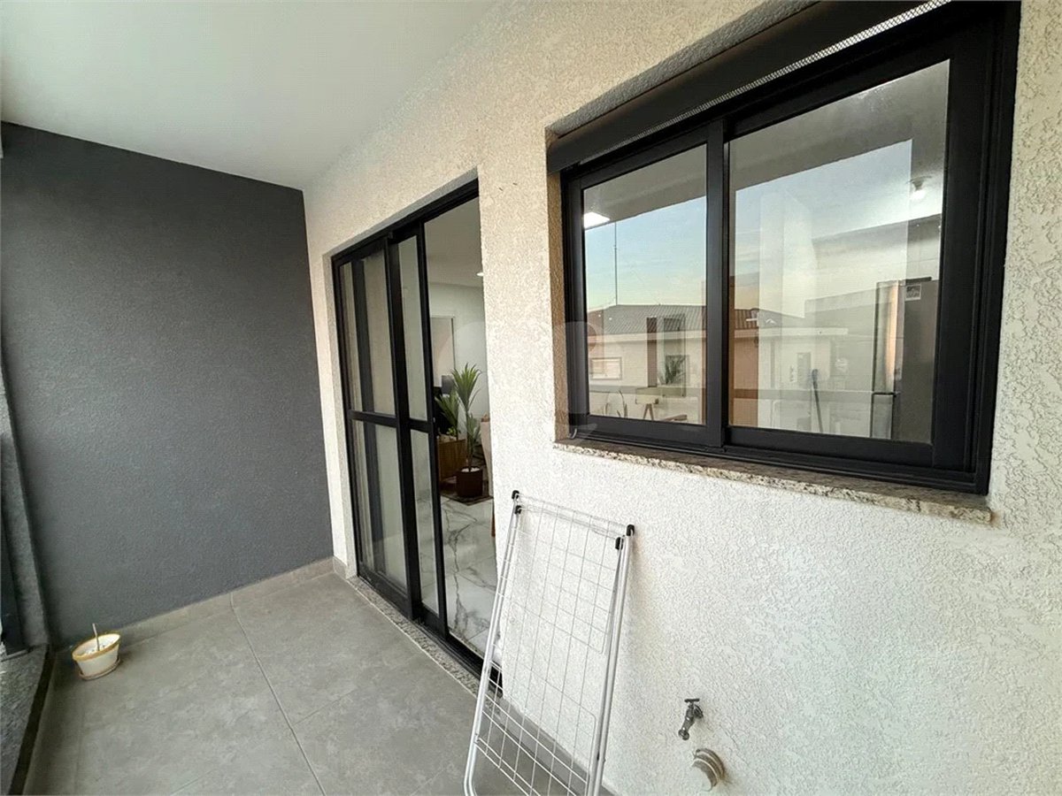 Apartamento à Venda na Vila Maria | 2 Dormitórios | Sacada Grill | Vista Livre | Vaga Coberta + Depósito