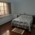 Bela casa com boa localização no bairro Portal do Sol