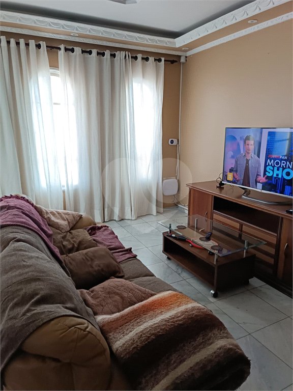 Sobrado com 4 Quartos e 4 banheiros à Venda -337 m² por R$ 850.,000 -- Jardim Vivan,-Jaraguá, São Paulo - SP